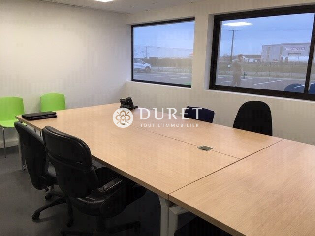 Louer Bureau Bureau, Dompierre-sur-Yon 23 m2 - LP414-DURET