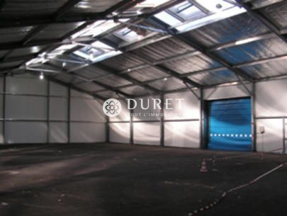 Louer Local industriel Local industriel, La Roche-sur-Yon 2227 m2 - LP814-DURET