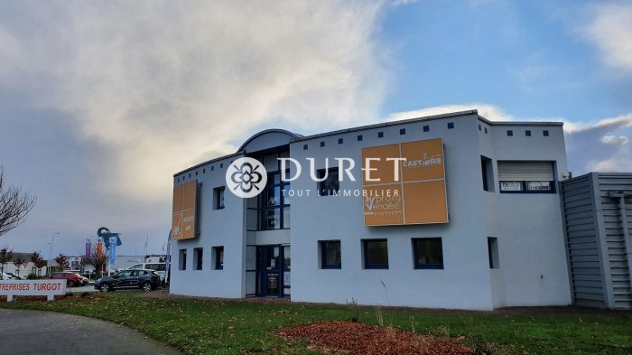Louer Bureau Bureau, La Roche-sur-Yon 61 m2 - LP1183-DURET