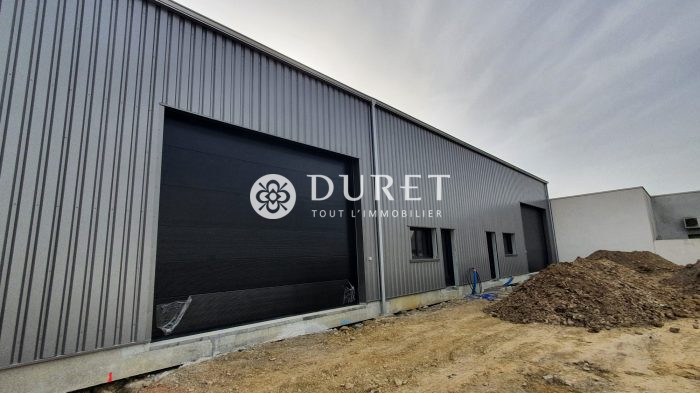 Louer Local professionnel Local professionnel, Saint-Gilles-Croix-de-Vie 427 m2 - LP1163-DURET