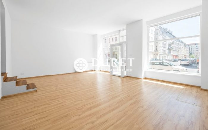Louer Local commercial Local commercial, La Roche-sur-Yon 134 m2 - LP1233-DURET