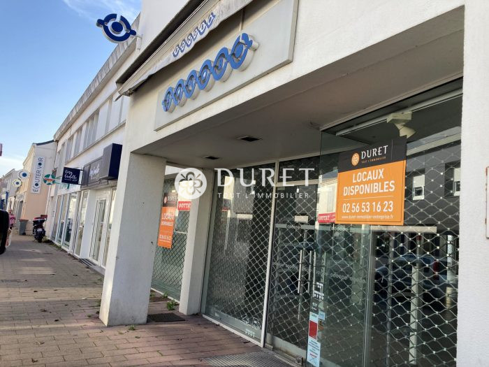 Louer Local commercial Local commercial, Challans 95 m2 - LP1448-DURET