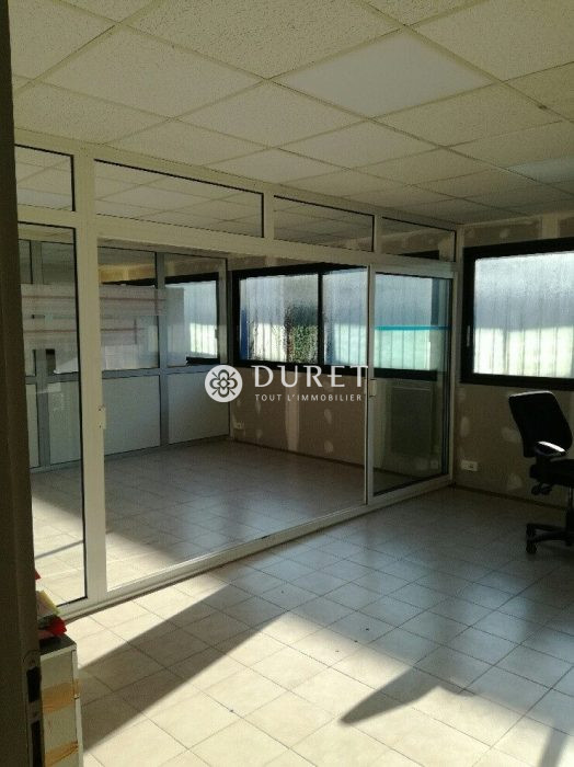 Louer Bureau Bureau, Dompierre-sur-Yon 265 m2 - LP424-DURET