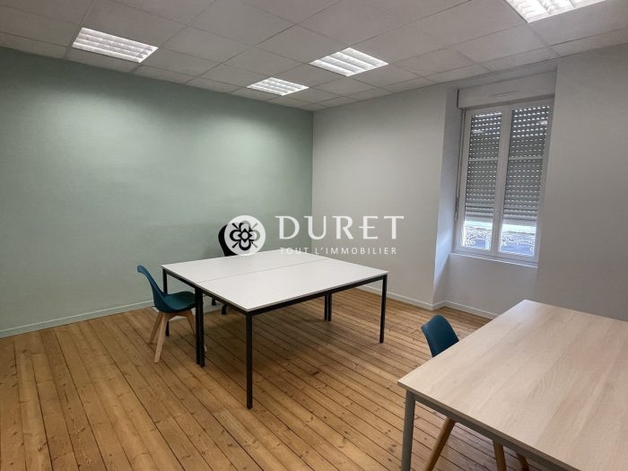 Louer Bureau Bureau, La Roche-sur-Yon 55 m2 - LP1888-DURET