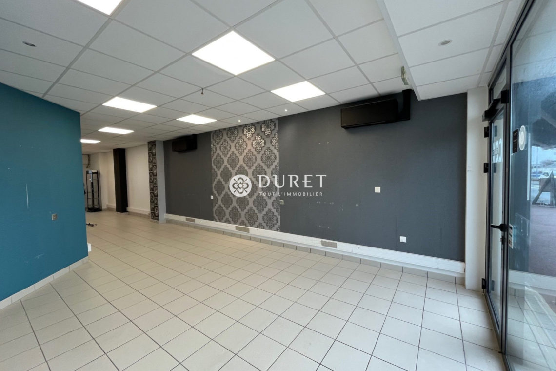 Louer Local commercial Local commercial, Saint-Gilles-Croix-de-Vie 50 m2 - LP2505-DURET