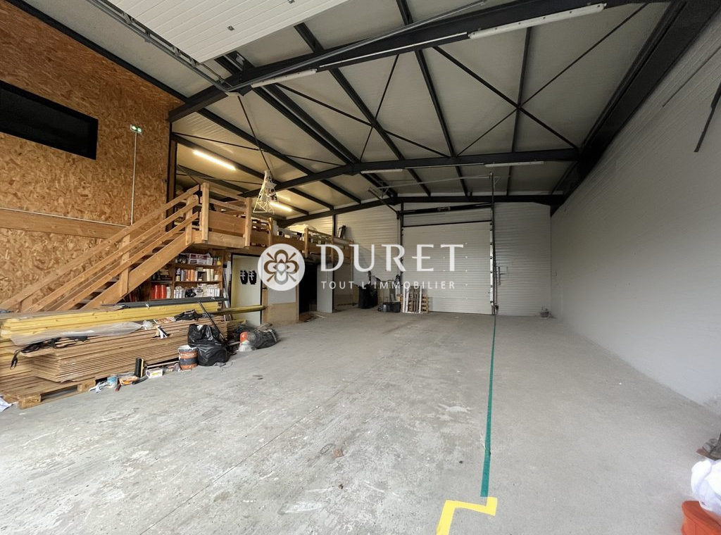 Louer Local industriel Local industriel, Les Achards 300 m2 - LP2542-DURET