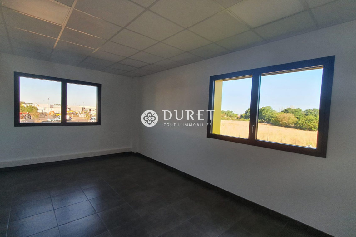 Louer Bureau Bureau, La Roche-sur-Yon 35 m2 - LP2551-DURET