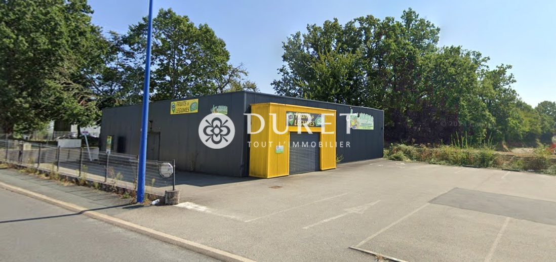 Louer Local professionnel Local professionnel, La Roche-sur-Yon 250 m2 - LP2540-DURET