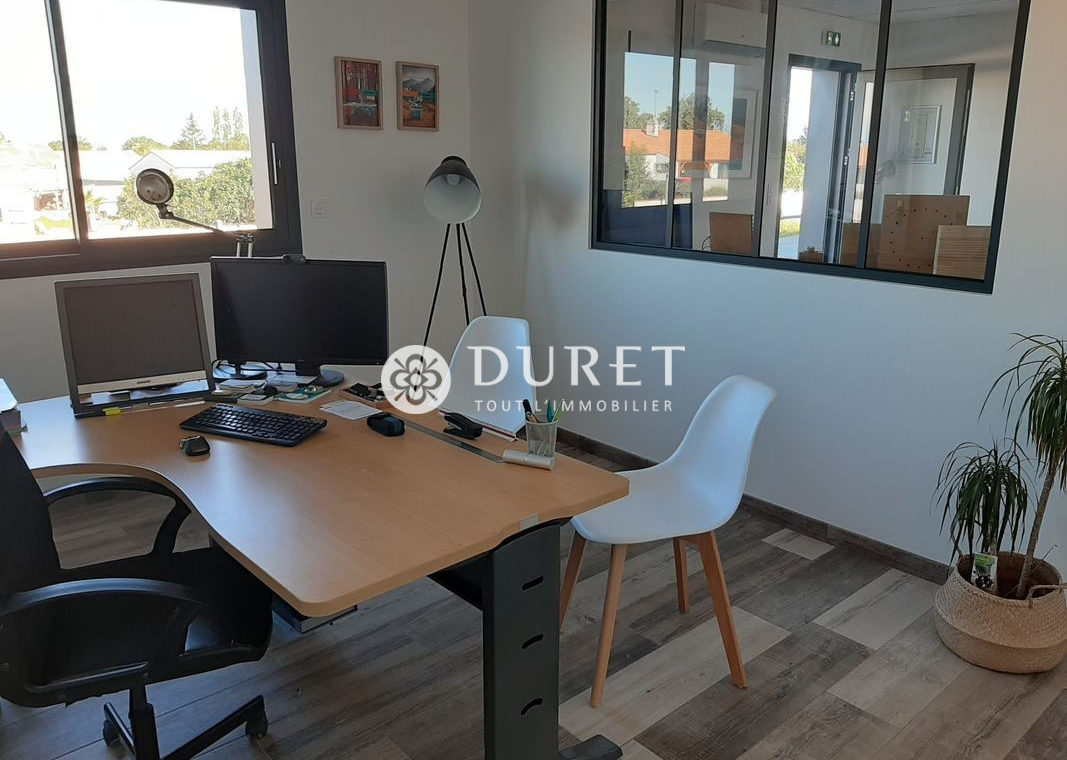 Acheter Local industriel Local industriel, Beauvoir-sur-Mer 740 m2 - VP2568-DURET