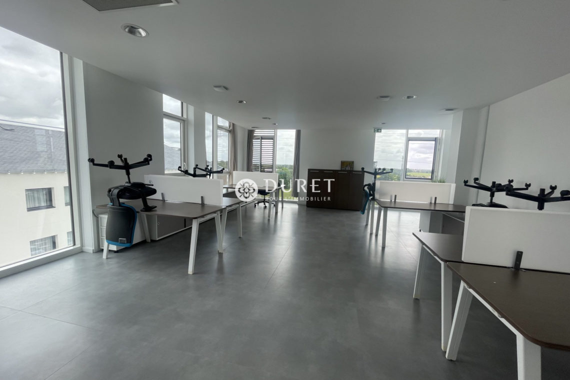 Louer Bureau Bureau, La Roche-sur-Yon 98 m2 - LP1705-DURET
