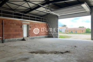 Local professionnel, Dompierre-sur-Yon 240 m2