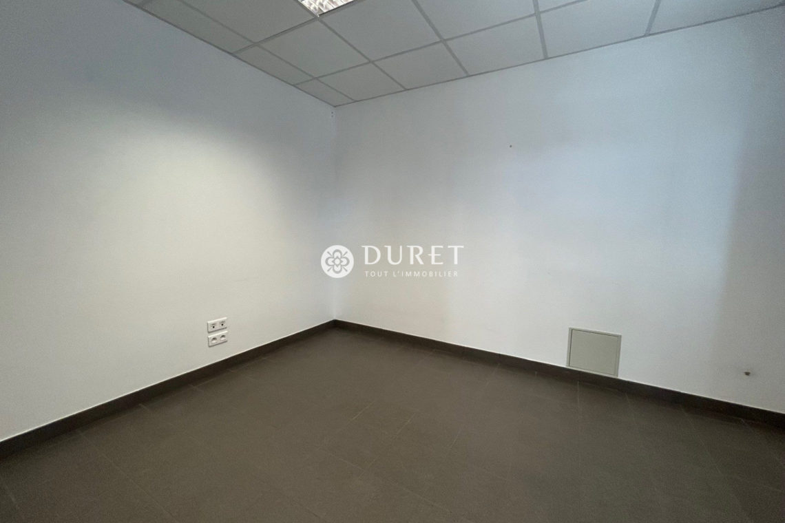 Louer Bureau Bureau, Montaigu-Vendée 125 m2 - LP2666-DURET