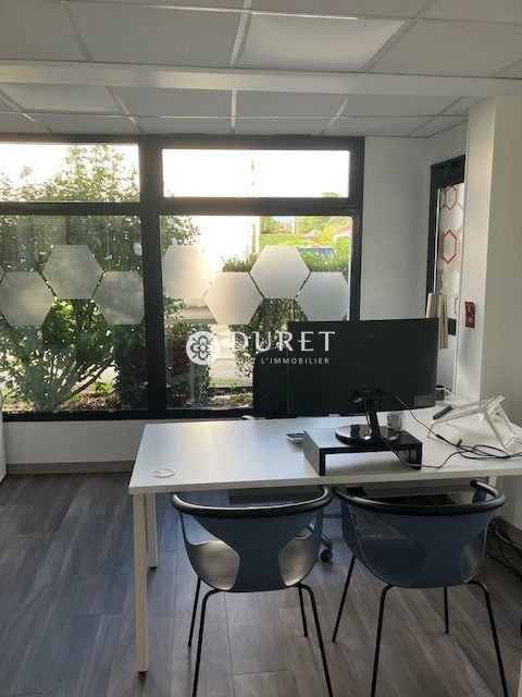 Louer Bureau Bureau, La Roche-sur-Yon 96 m2 - LP1843-DURET