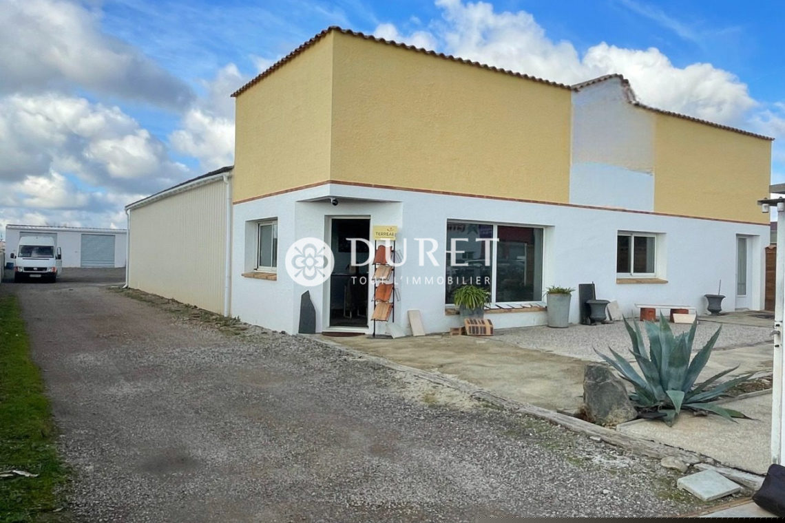 Louer Local professionnel Local professionnel, Longeville-sur-Mer 300 m2 - LP1854-DURET