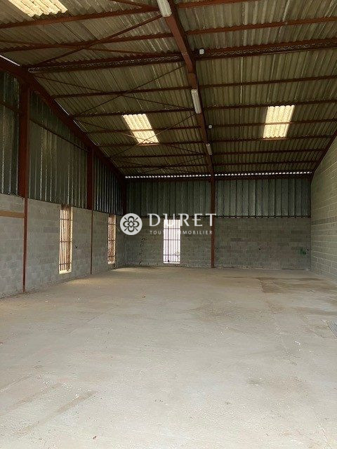 Louer Entrepôt Entrepôt, Chantonnay 200 m2 - LP1940-DURET