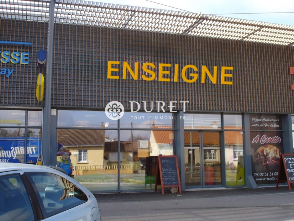 Louer Local commercial Local commercial, La Roche-sur-Yon 323 m2 - LP2347-DURET