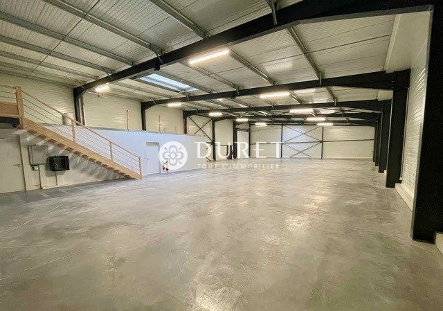 Louer Local industriel Local industriel, Les Achards 568 m2 - LP2421-DURET