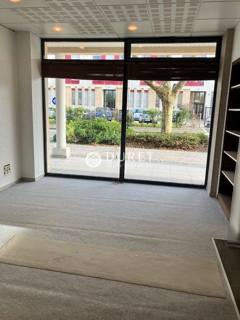 Louer Local commercial Local commercial, Les Sables-d’Olonne 61 m2 - LP2509-DURET