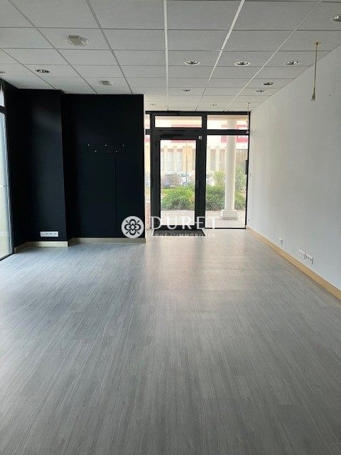 Louer Local commercial Local commercial, Les Sables-d’Olonne 61 m2 - LP2509-DURET