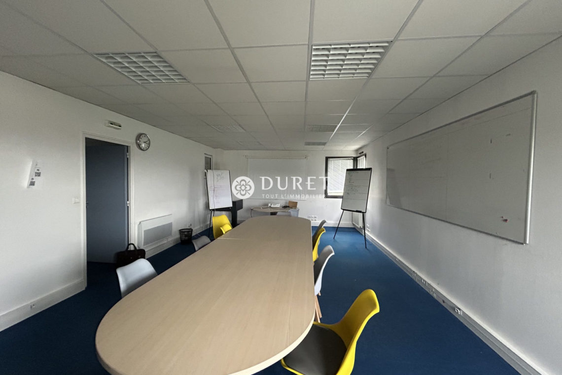 Acheter Local professionnel Local professionnel, Montaigu-Vendée 515 m2 - VP2524-DURET