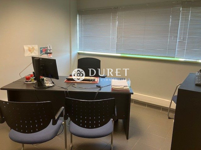 Louer Bureau Bureau, La Roche-sur-Yon 86 m2 - LP2526-DURET
