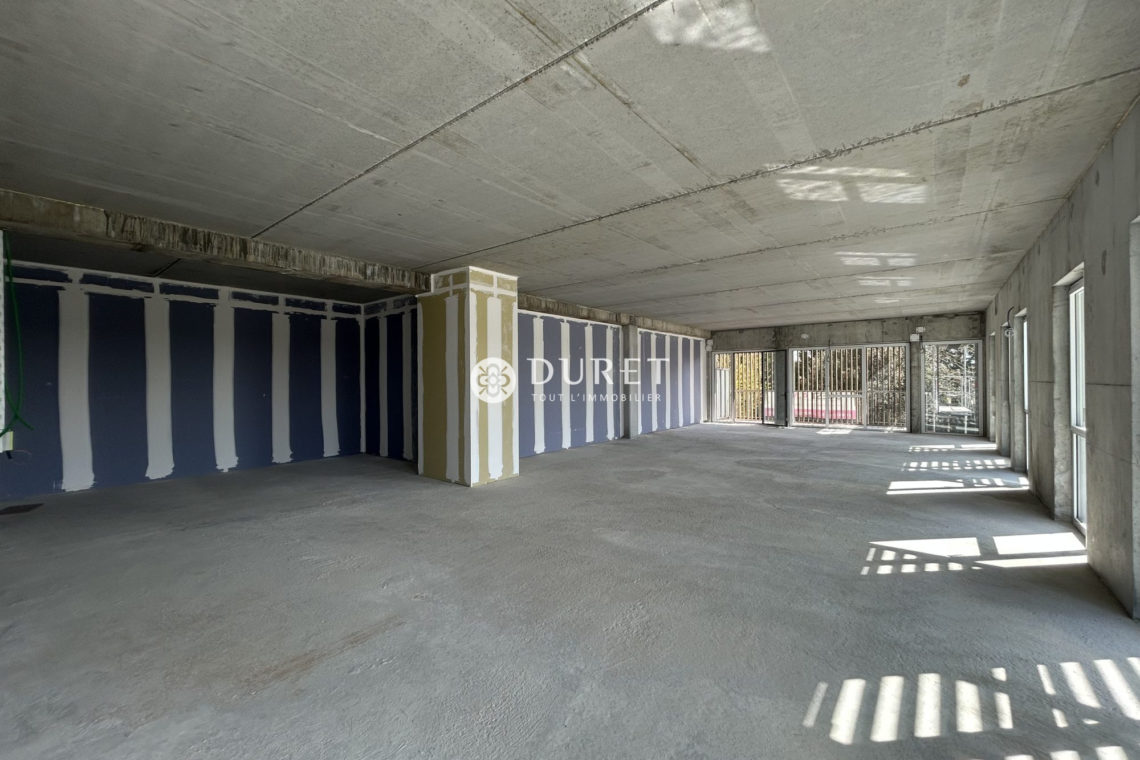 Louer Bureau Bureau, Les Herbiers 100 m2 - LP2547-DURET