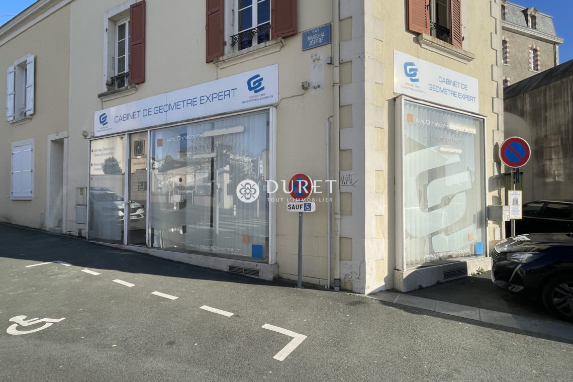 Louer Local commercial Local commercial, La Roche-sur-Yon 60 m2 - LP2603-DURET