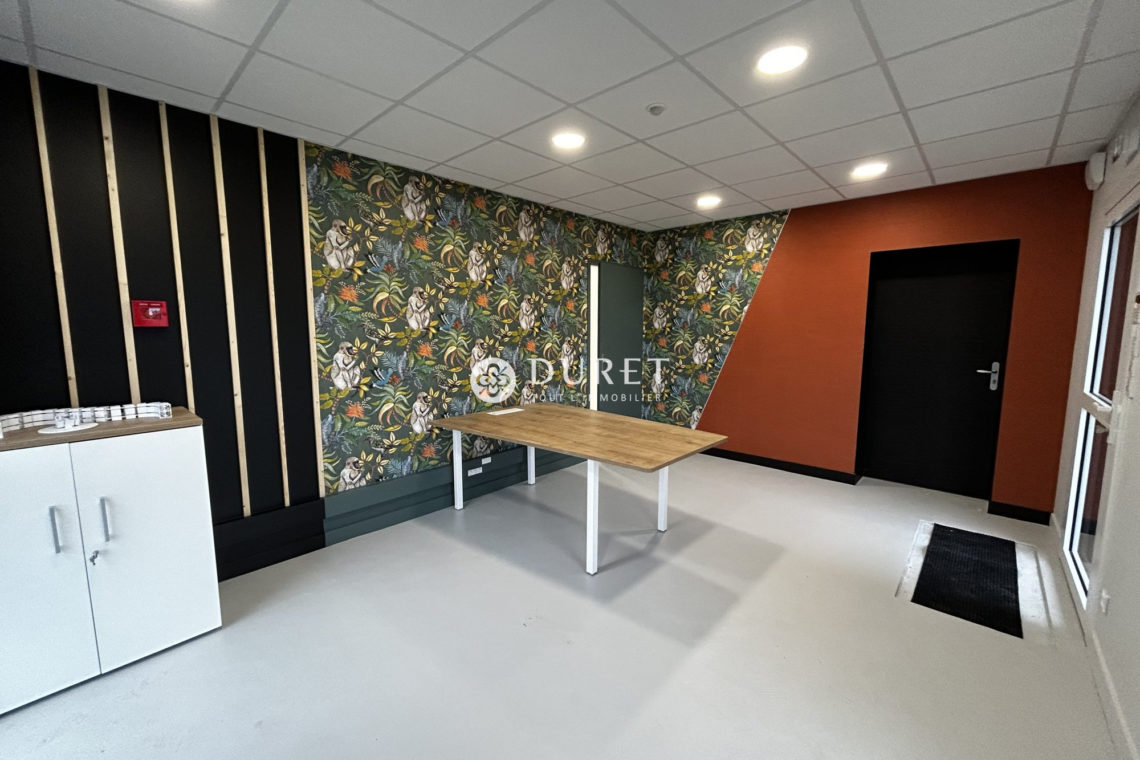 Louer Local professionnel Local professionnel, Sèvremoine 290 m2 - LP2659-DURET
