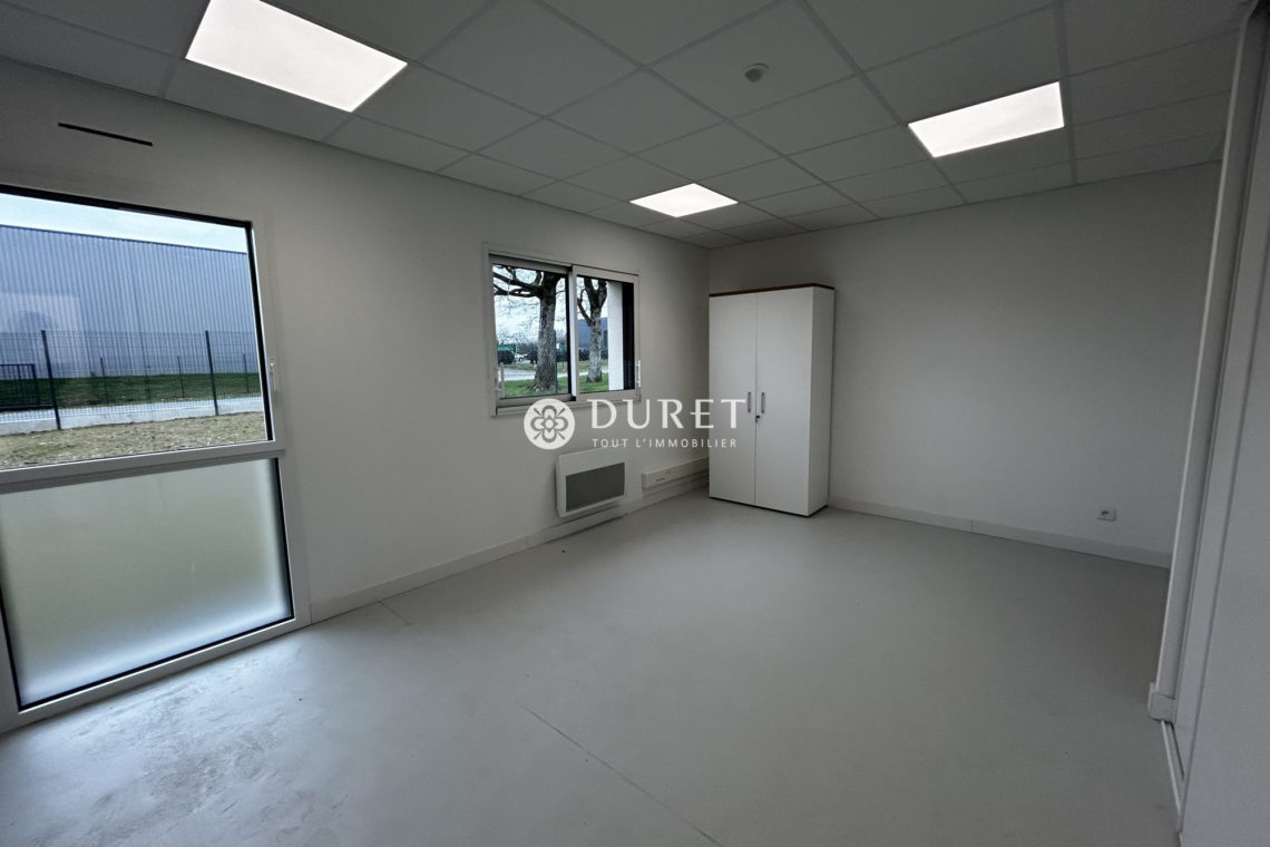 Louer Local professionnel Local professionnel, Sèvremoine 290 m2 - LP2659-DURET