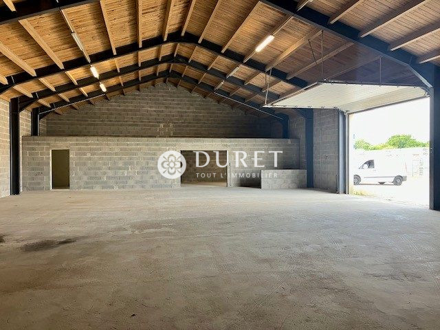 Louer Local professionnel Local professionnel, Les Sables-d’Olonne 450 m2 - LP2676-DURET
