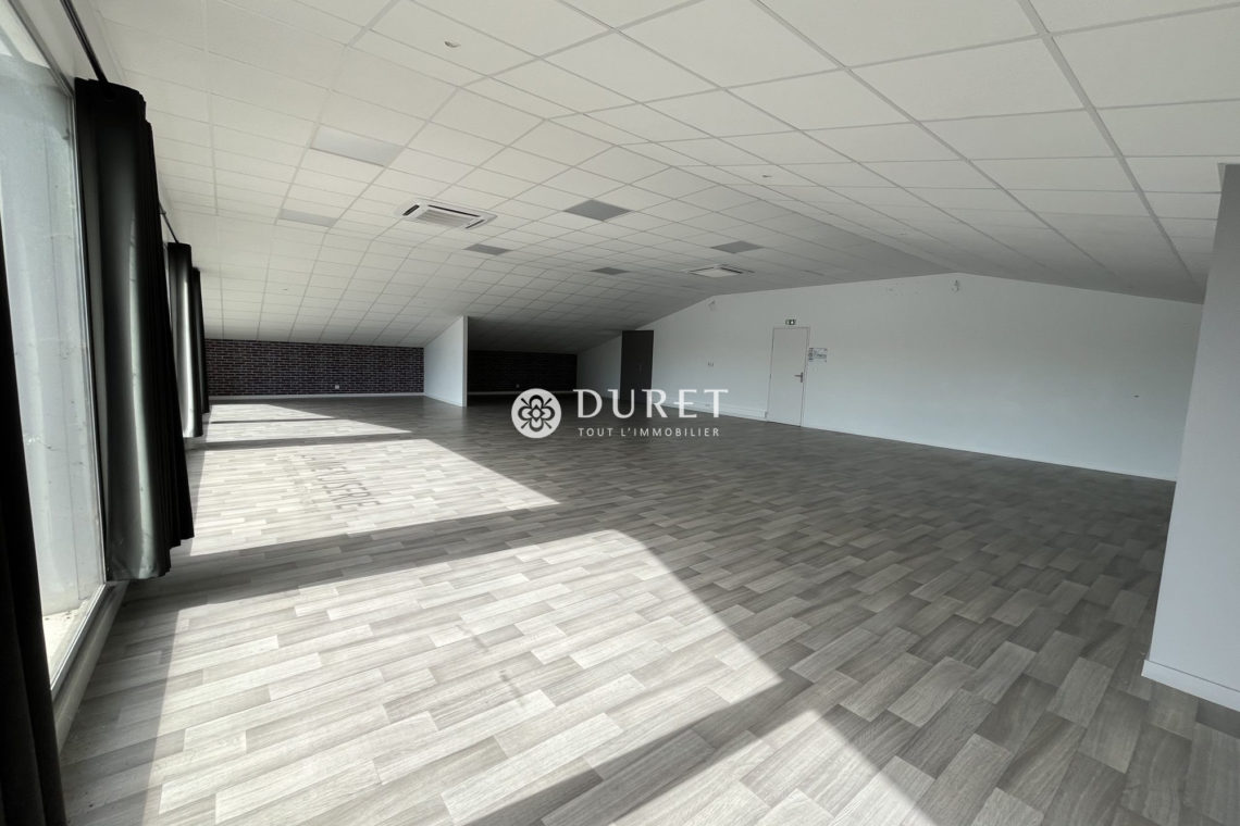 Louer Bureau Bureau, Challans 166 m2 - LP2681-DURET