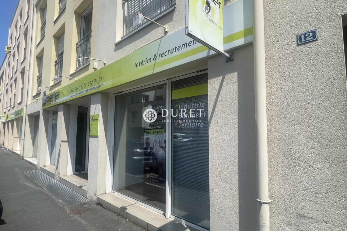Louer Local commercial Local commercial, La Roche-sur-Yon 62 m2 - LP2620-DURET