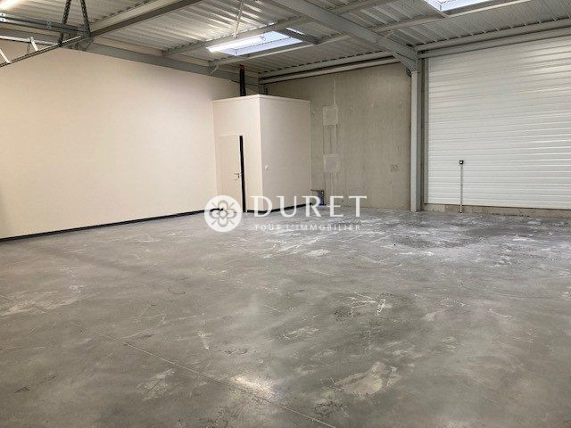 Louer Local professionnel Local professionnel, Les Lucs-sur-Boulogne 120 m2 - LP2702-DURET