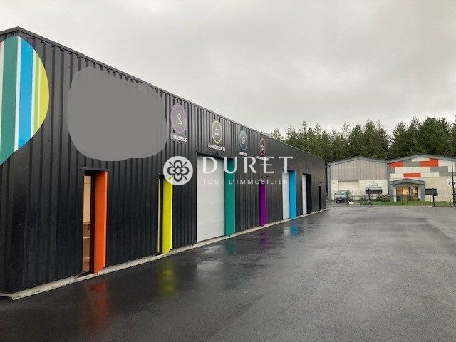 Louer Local professionnel Local professionnel, Les Lucs-sur-Boulogne 120 m2 - LP2702-DURET