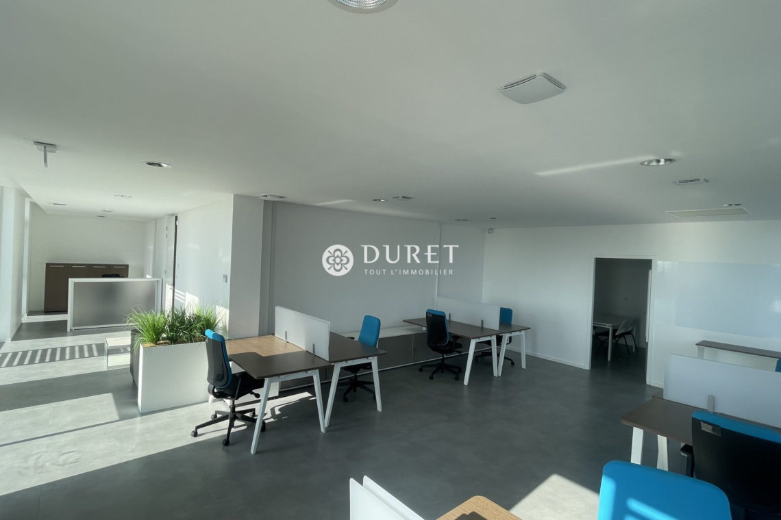 Louer Bureau Bureau, La Roche-sur-Yon 98 m2 - LP1705-DURET