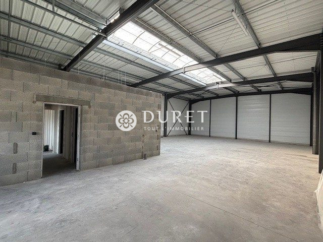 Louer Local professionnel Local professionnel, Aubigny-Les Clouzeaux 234 m2 - LP2549-DURET