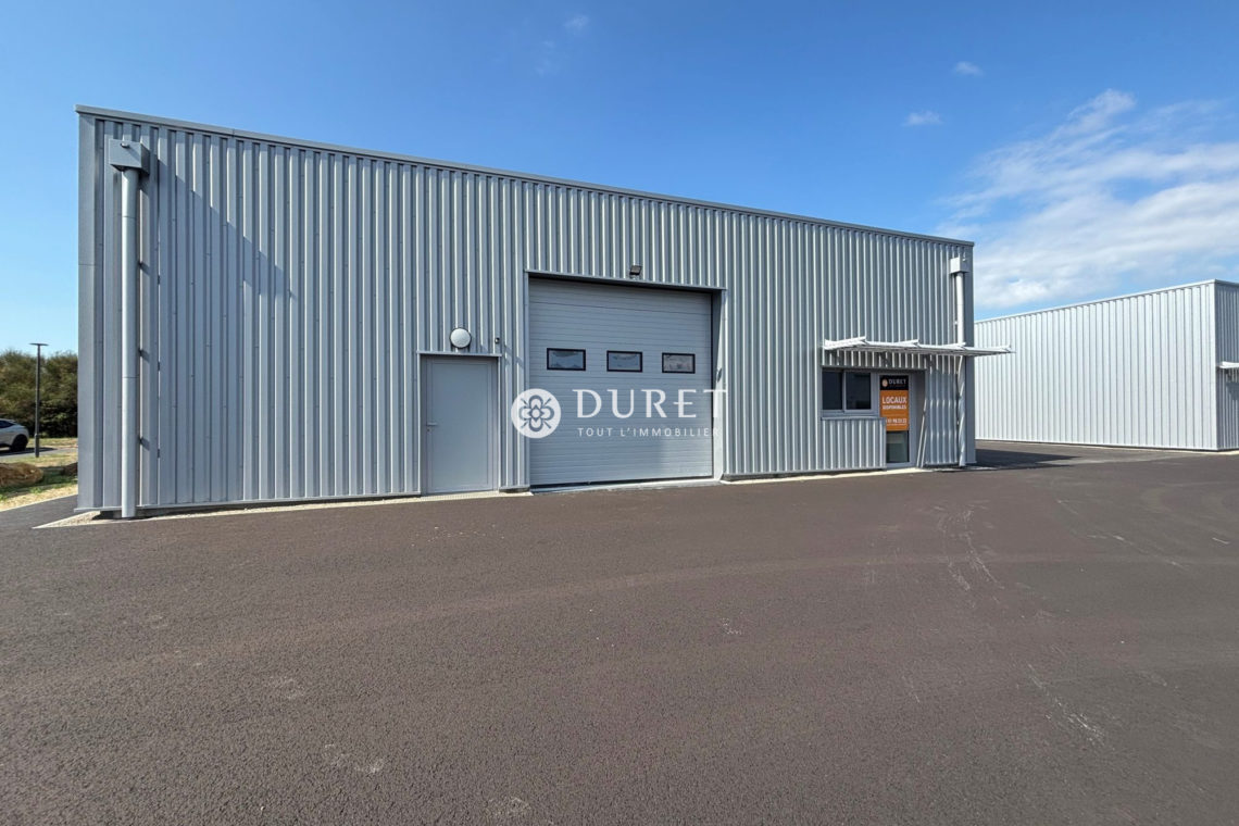 Louer Local professionnel Local professionnel, Sallertaine 272 m2 - LP2687-DURET