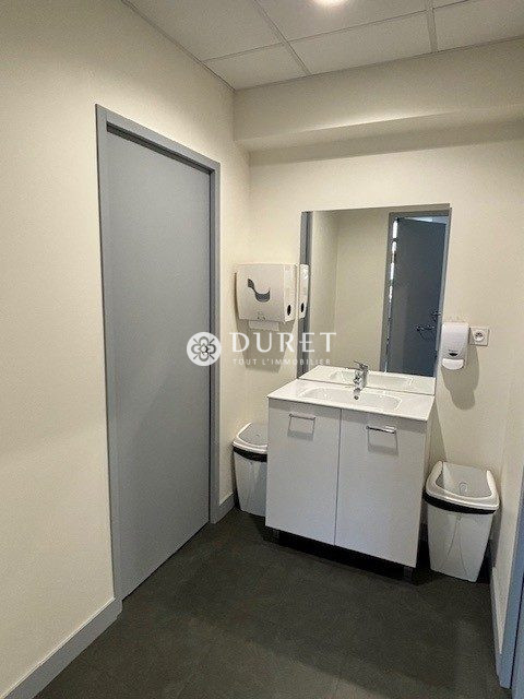 Acheter Bureau Bureau, La Roche-sur-Yon 73 m2 - VP2810-DURET