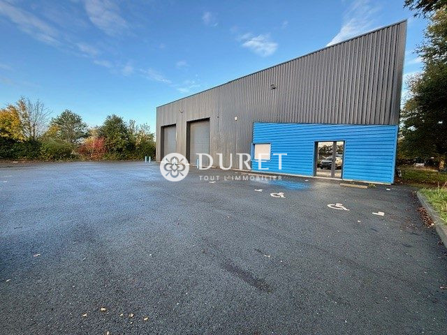 Louer Local professionnel Local professionnel, La Roche-sur-Yon 625 m2 - LP2850-DURET