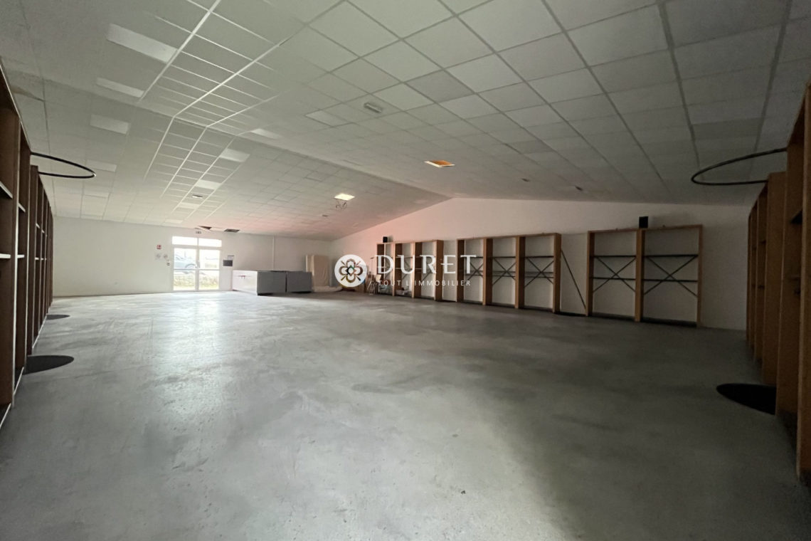 Acheter Local professionnel Local professionnel, Challans 1200 m2 - VP2498-DURET