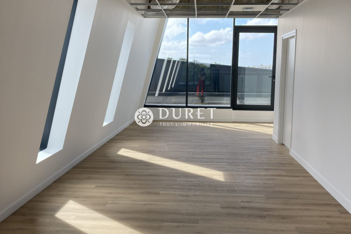 Louer Bureau Bureau, Les Sables-d’Olonne 74 m2 - LP2777-DURET