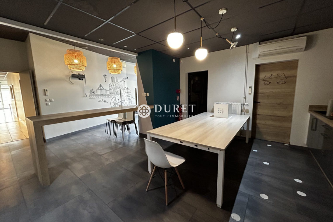 Acheter Local professionnel Local professionnel, Montaigu-Vendée 1224 m2 - VP1878-DURET