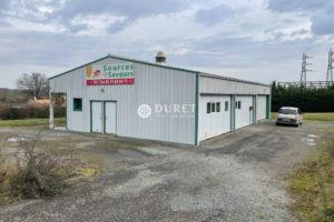 Local professionnel, La Châtaigneraie 205 m2