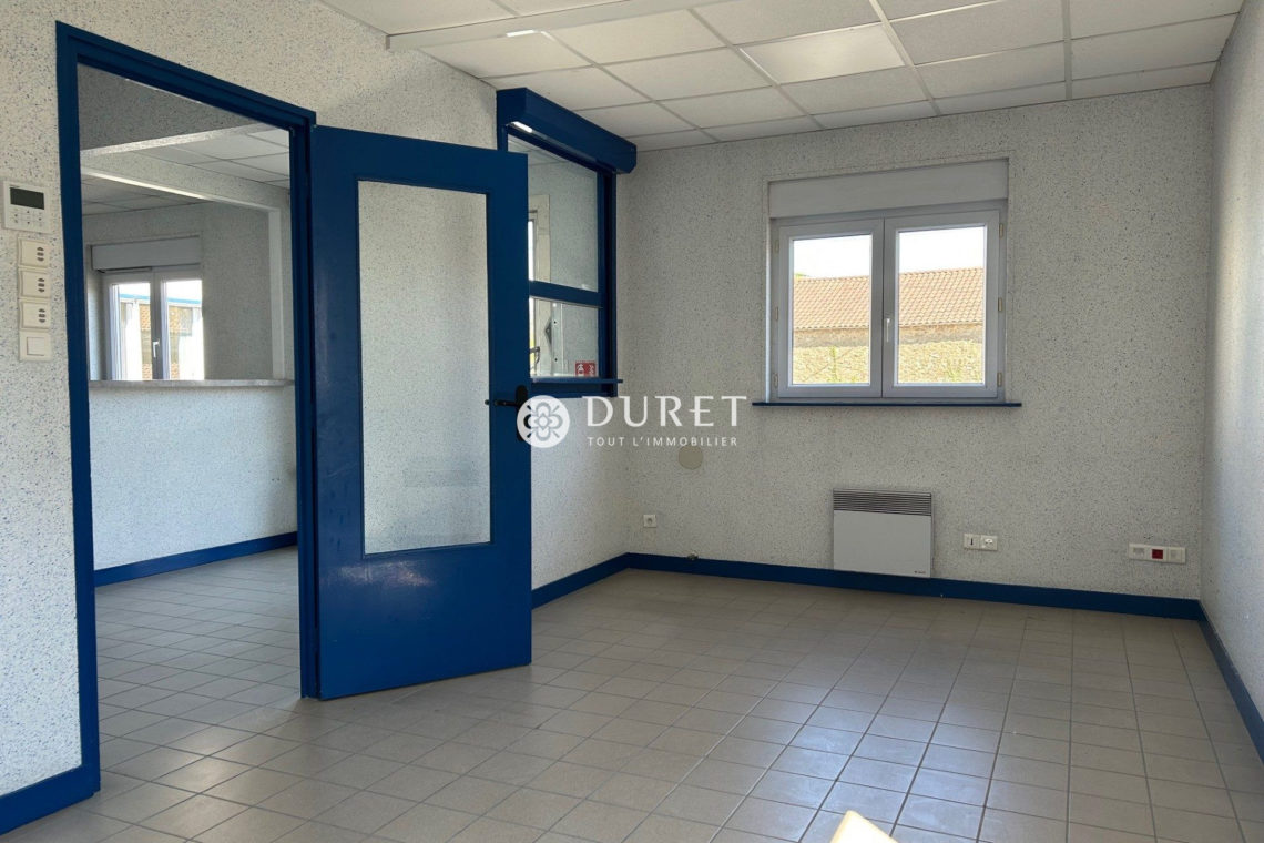 Louer Bureau Bureau, Cholet 73 m2 - LP2602-DURET