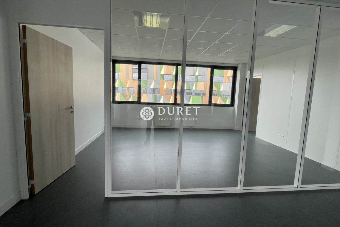 Louer Bureau Bureau, La Roche-sur-Yon 255 m2 - LP1356-DURET