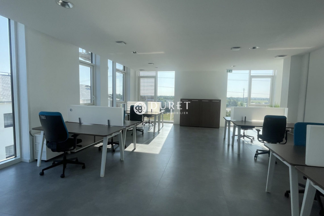 Louer Bureau Bureau, La Roche-sur-Yon 98 m2 - LP1705-DURET