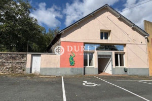 Bureau, La Châtaigneraie 290 m2