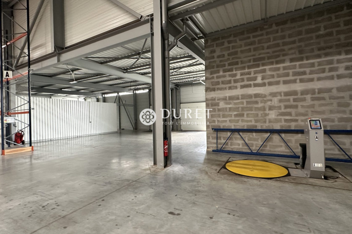 Acheter Local industriel Local industriel, Les Achards 1100 m2 - VP2836-DURET