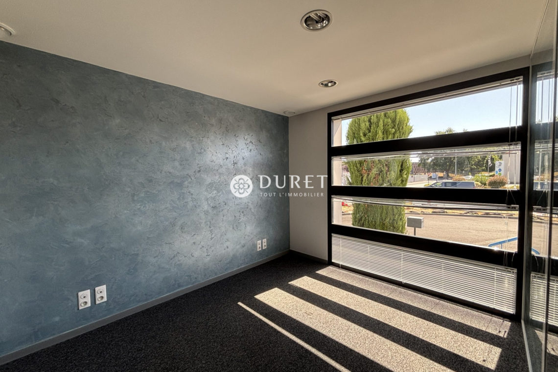 Louer Bureau Bureau, Les Herbiers 216 m2 - LP2692-DURET
