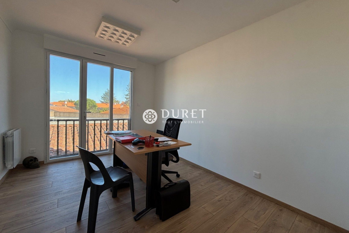 Louer Bureau Bureau, Clisson 80 m2 - LP1922-DURET
